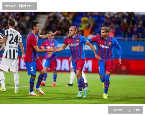 特尔施特根左腿腘绳肌受伤接受紧急手术，预计休养至四月份复出