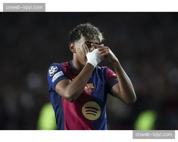 从青训到关键先生：亚马尔在欧冠淘汰赛的崛起之路